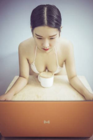 小肉饼我可以吃一下吗_BD手机在线看