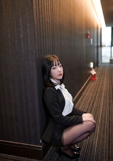成人无码久久av一线_电影未删减版