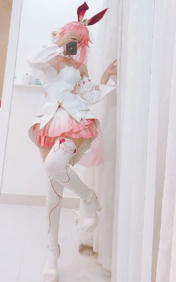 操按摩美女美穴中出_1080电影完整版