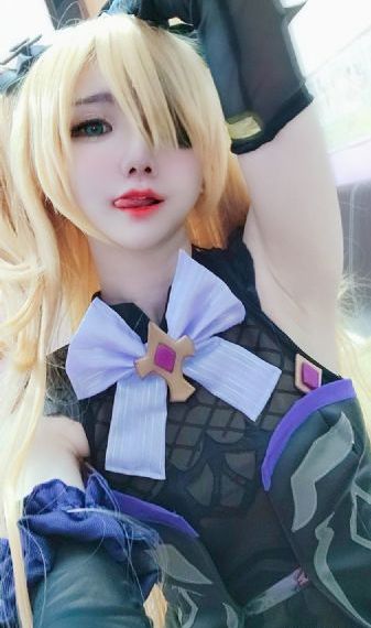 李采潭韩国三级在线观看_蓝光免费在线观看